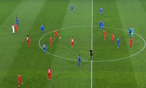  霍芬海姆定位球战术奏效，头尾衔接配合破门